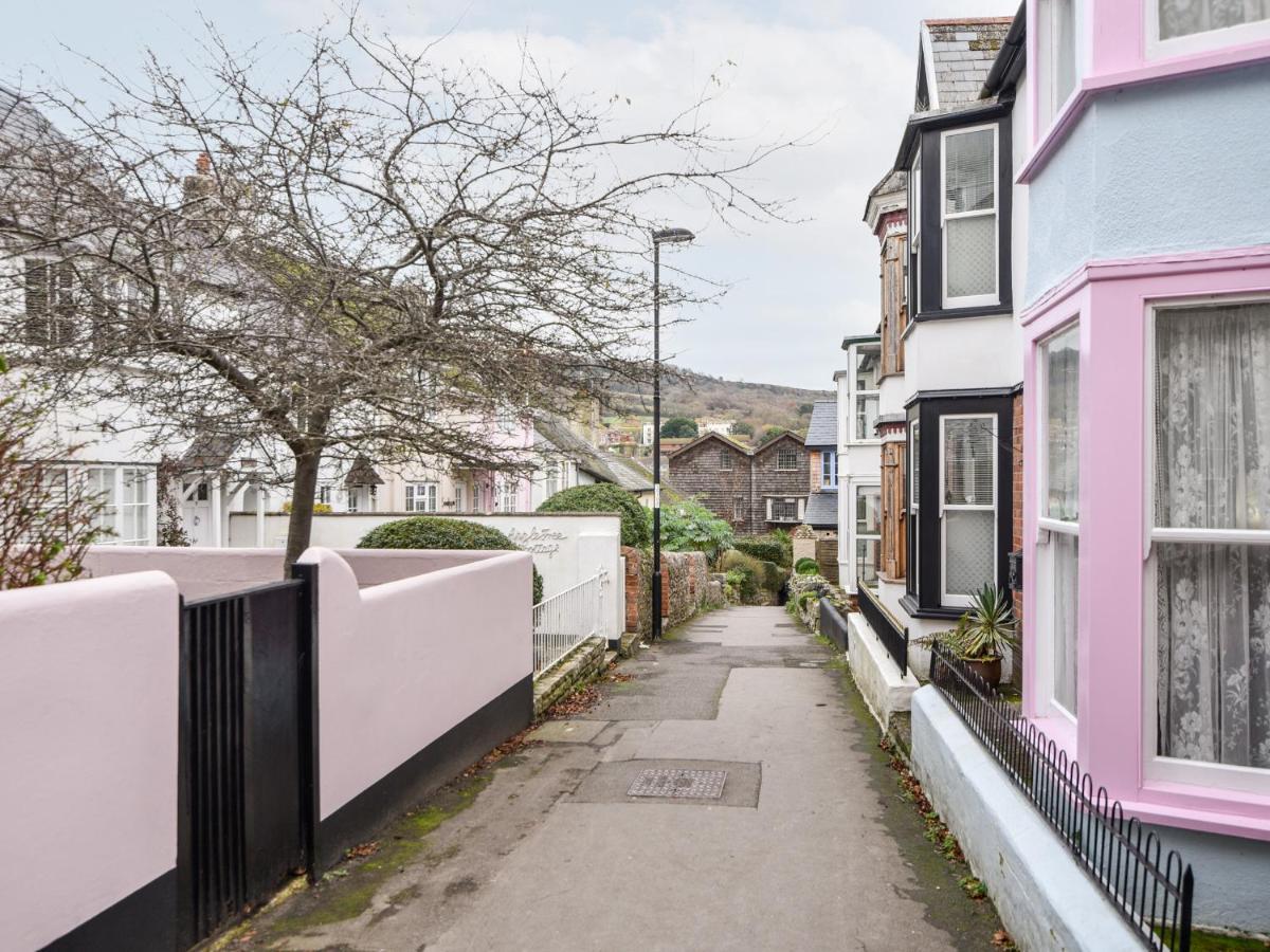 Lyme Regis Cottage Exteriör bild